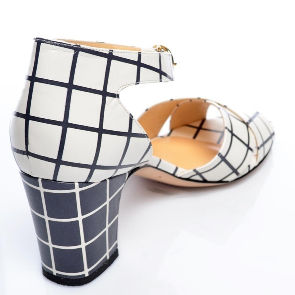 BIONDA CASTANA Black Mid Heel Checked Sandals - Picture 3 of 5